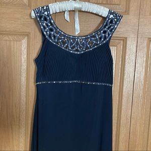 Gorgeous silver jewel-neck navy gown dress